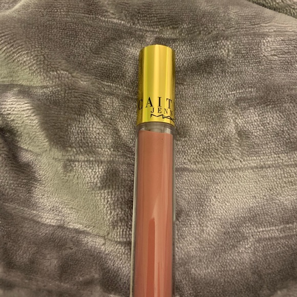 MAC Caitlyn Jenner Beautifully Bare Cremesheen - Picture 2 of 2